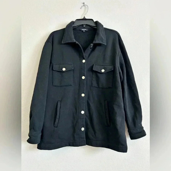 Boohoo Women’s Black Shacket with silver buttons | size large - Picture 1 of 5